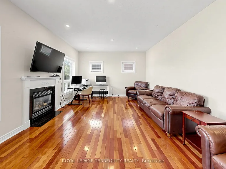 12 Ballantyne Dr — Photo 10