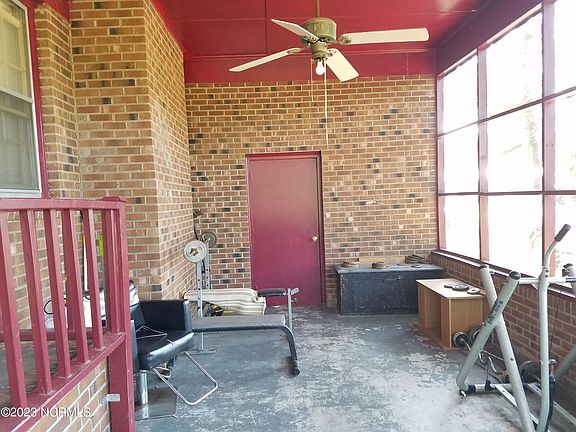 5th image of 439 Central Drive