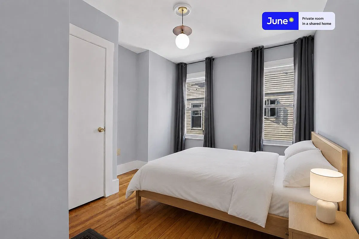 153 Murdock St — Photo 1