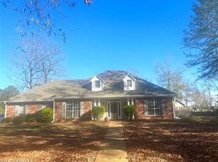 105 Fox Run Rd, Brandon, MS 39047