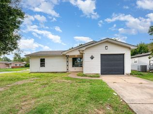 2202 SW 53rd St, Oklahoma City, OK 73119