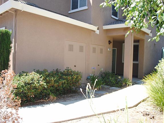 2nd image of 3641 Jasmine Cir
