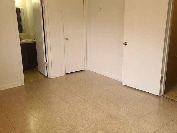 5th image of 605 Atkinson Ave Unit 3