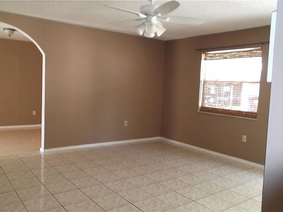 2nd image of 1112 Ocean St APT A