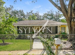 613 Briarcliff Dr, Valrico, FL 33594