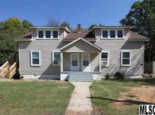 1222 11th St NE, Hickory, NC 28601