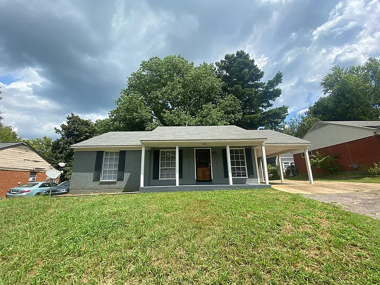 3818 Ladue St — Photo 1