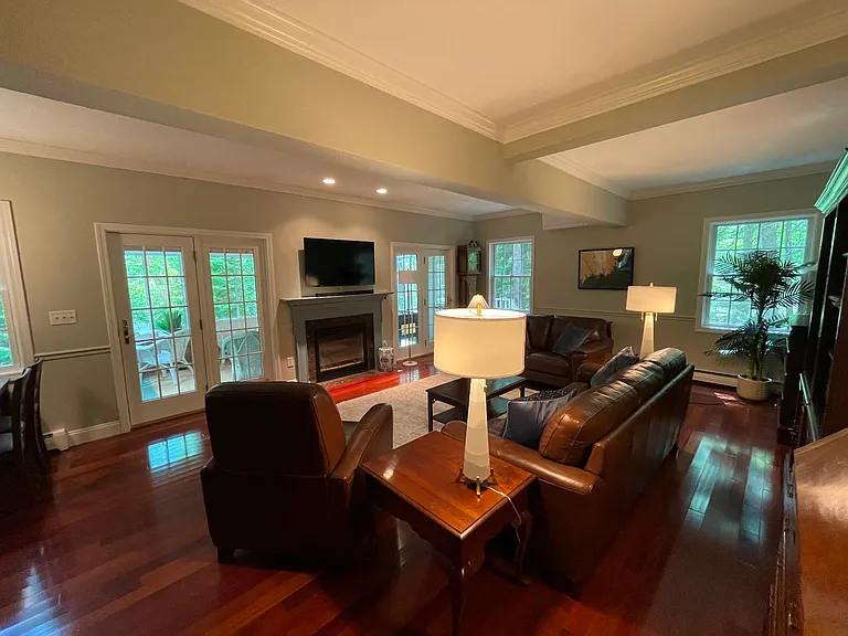 21 Sea Garden Cir — Photo 6