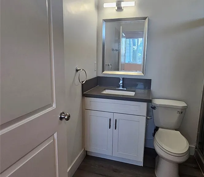 10962 1/2 Avalon Blvd — Photo 39