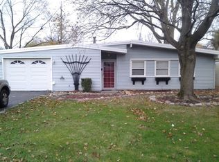 821 Fair Ln, Northbrook, IL 60062