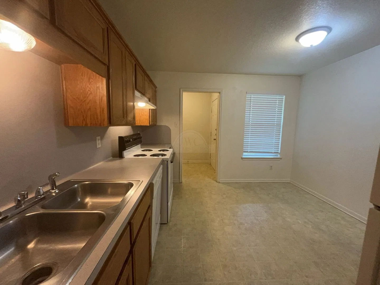 601 N Main St, Copperas Cove — Photo 4