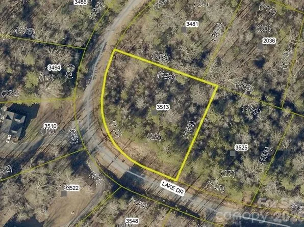 3513-3525 Lake Dr, Morganton, NC 28655