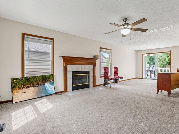 4th image of 8432 Old Ivory Way