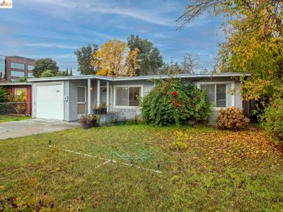 2153 Capitol Ave, East Palo Alto, CA, 94303