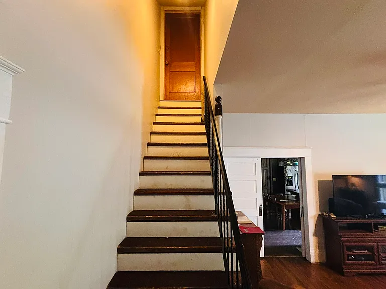 801 N Main St #1 — Photo 26
