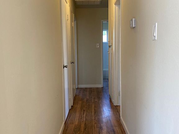 4th image of 7580 Tamoshanter Way