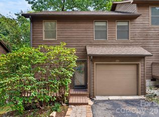Parkway Vista Townhome, Asheville, NC 28805