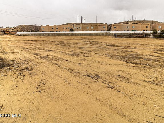 2nd image of Nya East St #30