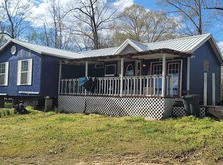 220 Carnation Dr, Hamilton, AL 35570