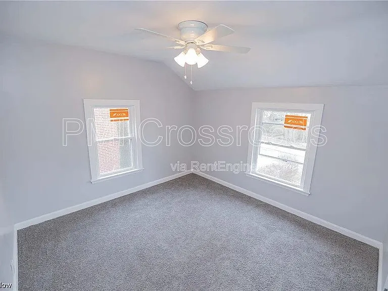 5194 Homewood Ave — Photo 13