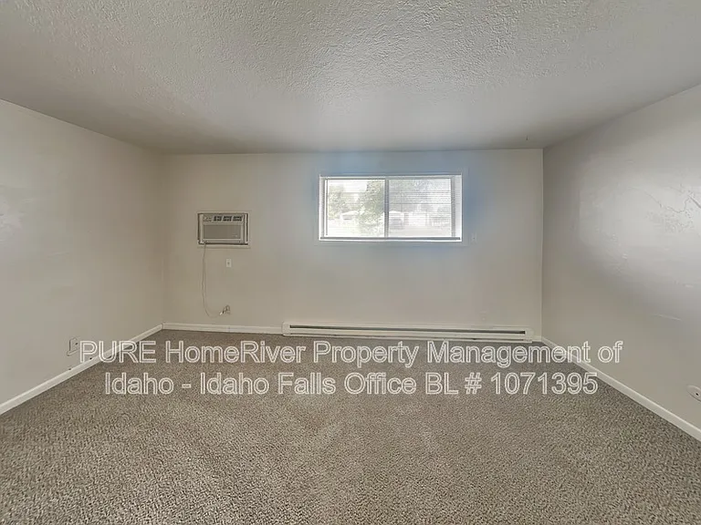 1110 Garfield St #4 — Photo 5