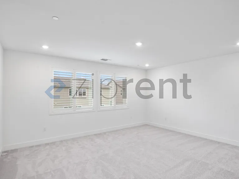 3358 Jubilee Dr — Photo 25