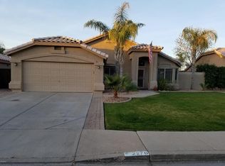 2270 E Manor Dr, Gilbert, AZ 85296