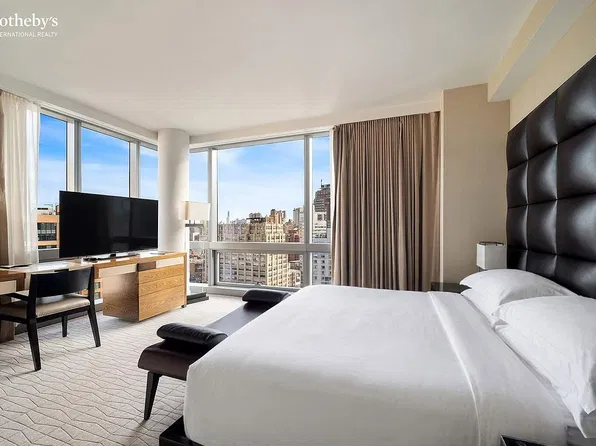 246 Spring St #2003, New York, NY 10013