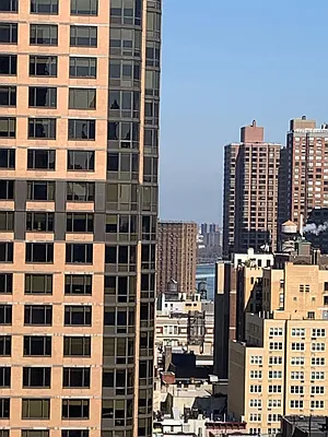 Rented by Manhattan Flats | media 19