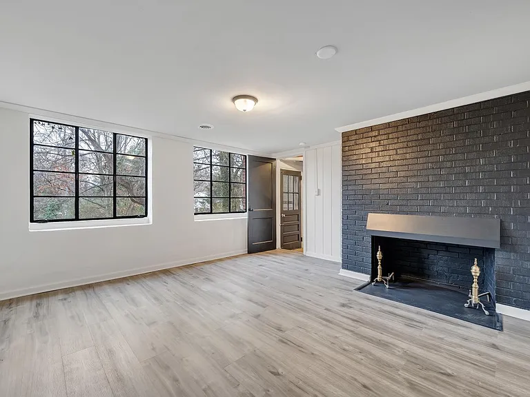 553 Dillard Rd SW — Photo 6