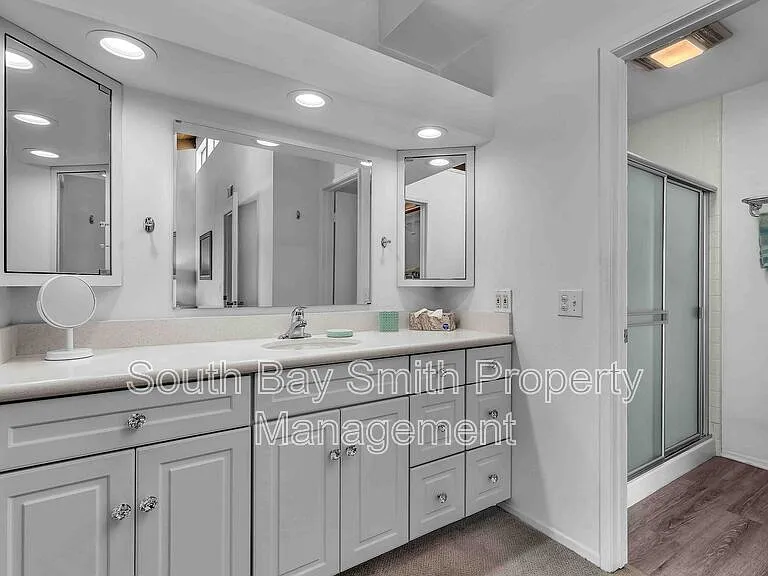 420 Palos Verdes Blvd — Photo 24