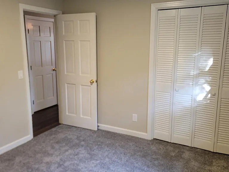 2628 Bellaire Dr — Photo 10