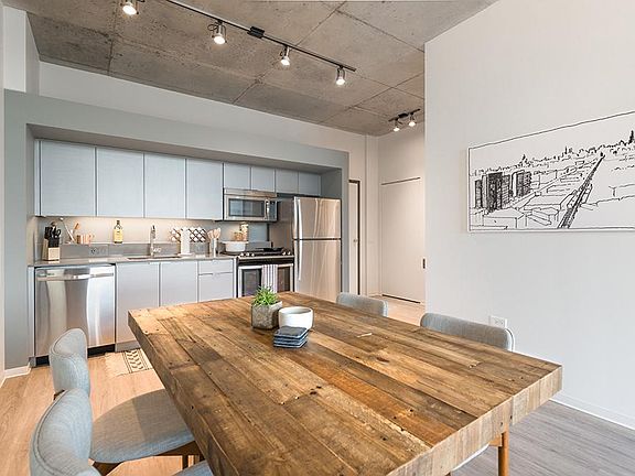 4th image of 2745 W Belden Ave #1/1