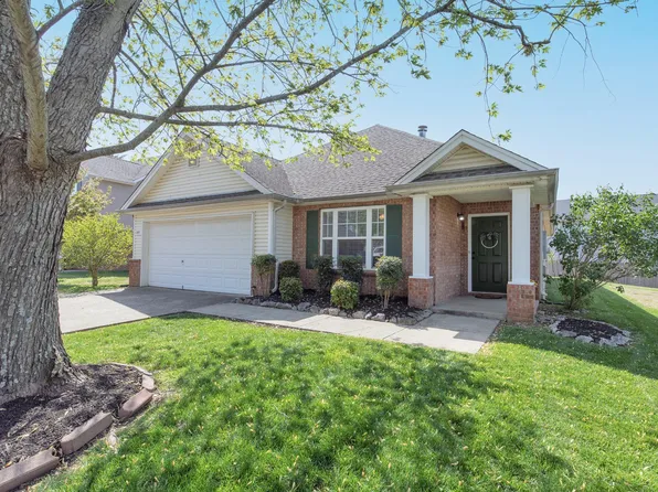 2857 Meadow Gln, Mount Juliet, TN 37122