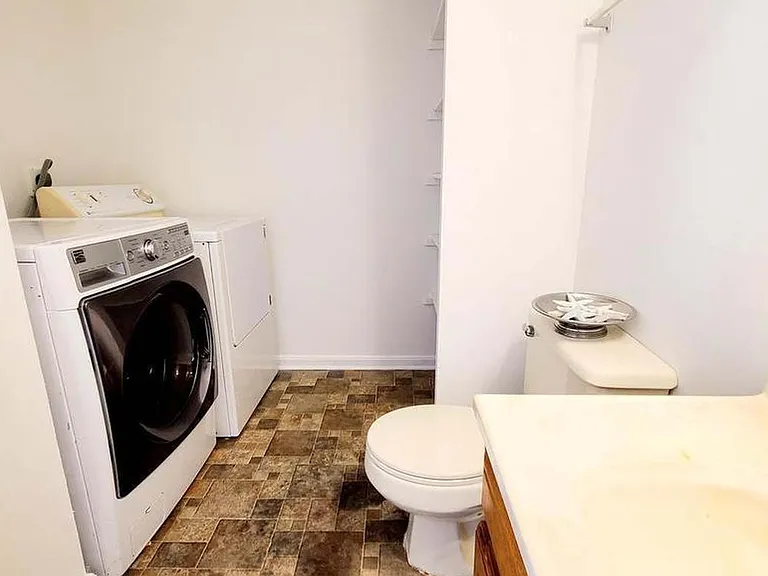 4533 Appledale Ct — Photo 8
