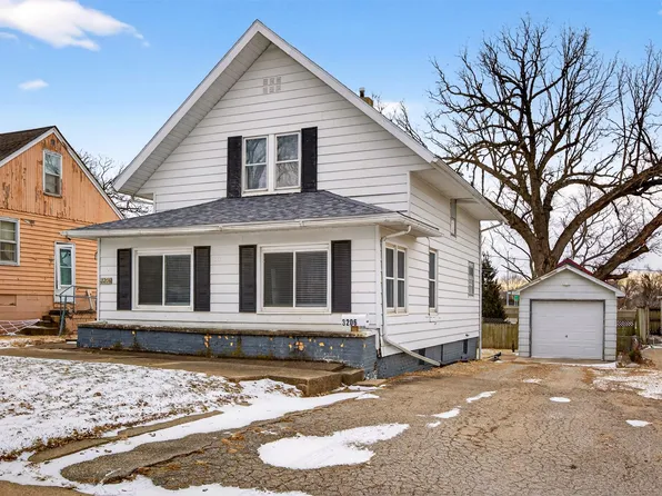 3206 Iola Ave, Des Moines, IA 50312