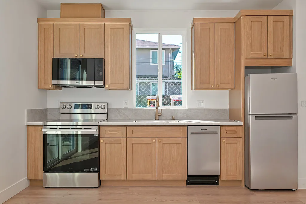 1 bed, 600 sqft, $1,995 — Photo 2