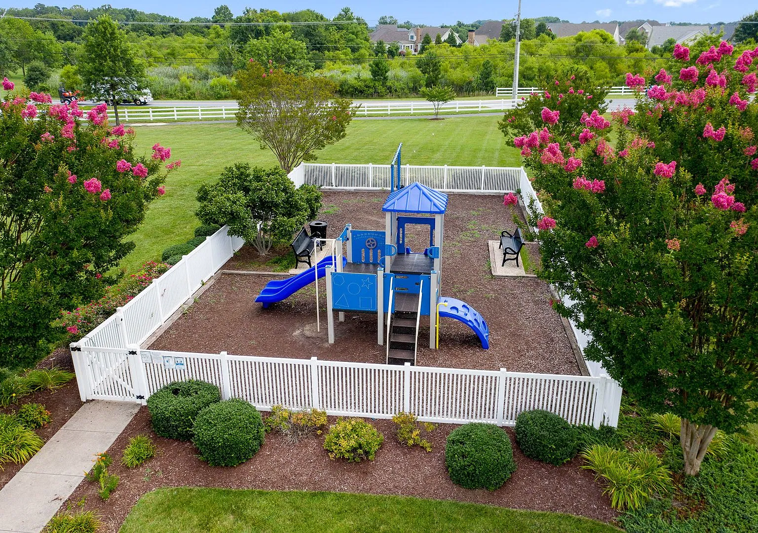 Village of 5 Points! Year Round condo - close to area beaches. — Photo 3