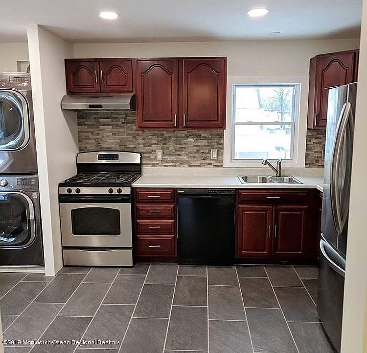 2nd image of 71 Lehigh Ave #2