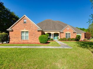 795 Plantation Dr, Adel, GA 31620