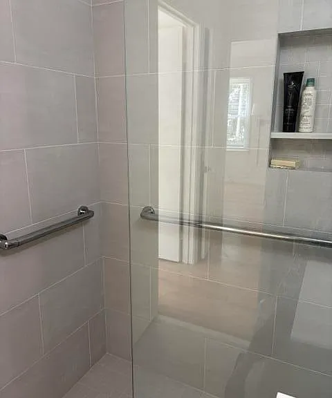 715 Linda Vista St — Photo 11