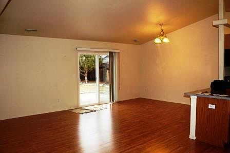 2nd image of 2988 Summerbrook Dr