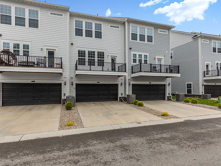 14565 Pomona Ln — Photo 62