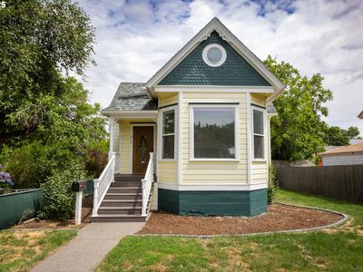 215 W 9th St, The Dalles, OR, 97058