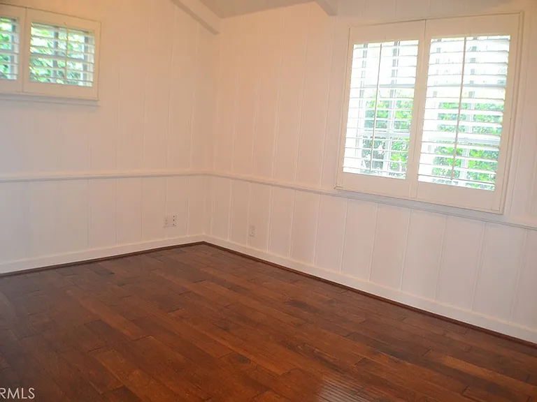 490 Diamond St — Photo 14