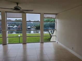 601 Three Islands Blvd APT 204, Hallandale, FL 33009