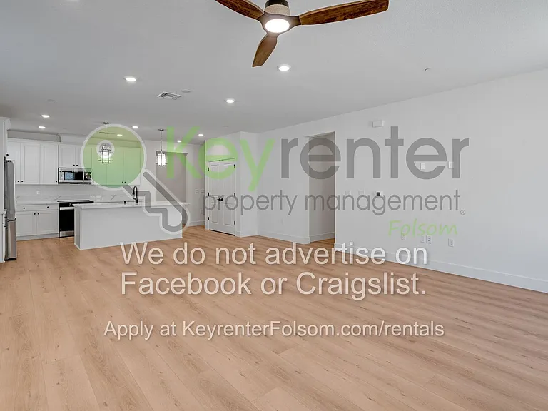 1012 Utah Dr — Photo 12