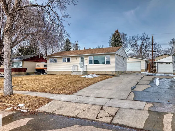 37 Sheridan Dr, Saint Albert, AB T8N 0J1
