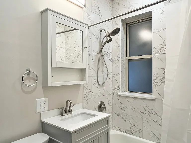 1412-1414 N. Austin Blvd. — Photo 14