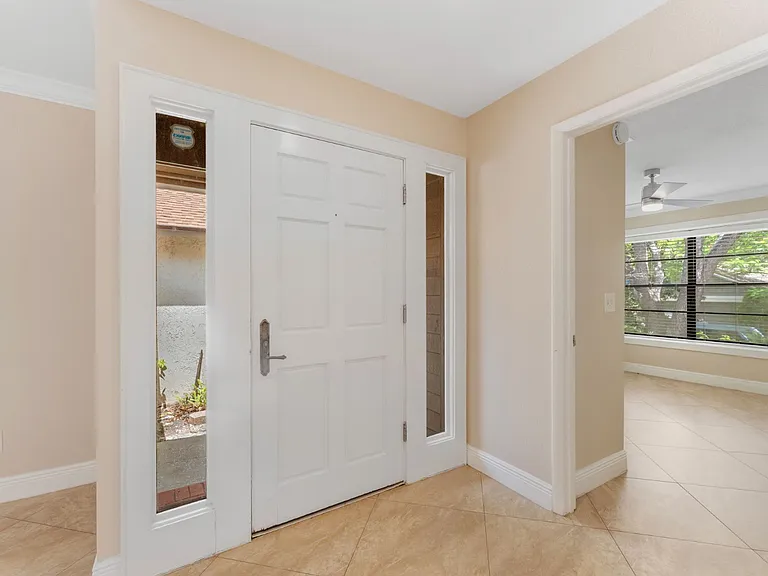 13721 Lazy Oak Dr — Photo 4